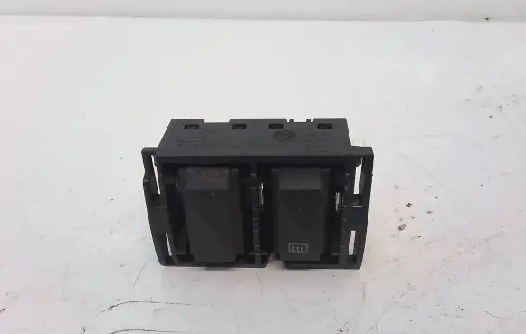 Renault Trafic III (X82) Windscreen/window heater switch 1259364X 48133M