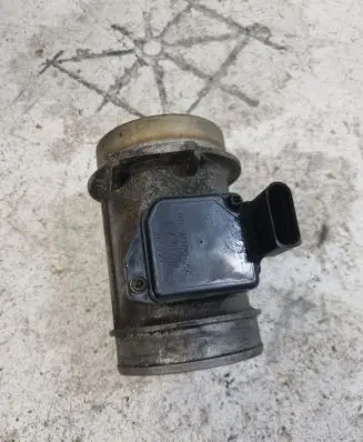 Audi A6 S6 C5 4B Mass air flow meter 059906461G