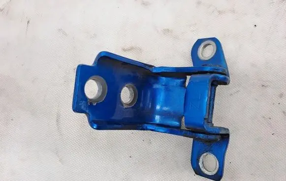 Mazda CX-3 Front door upper hinge