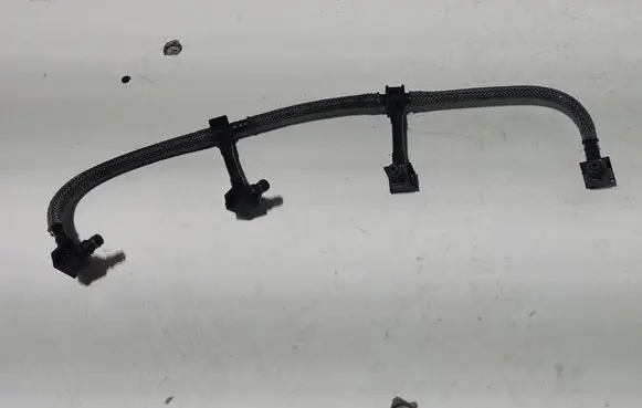 Ford Mondeo Mk III Fuel return line/hose 4M5Q9K022AG