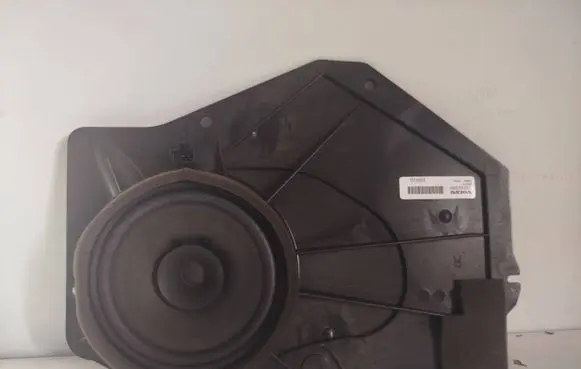 Volvo C30 Rear door speaker 31252250 M5XUG 10W10