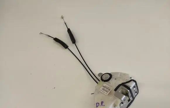 Honda CR-V Front door lock 72111SWAP1