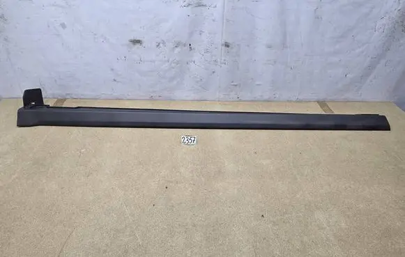 Hyundai Santa Fe Sill 877512W000