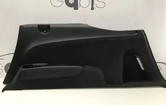 Audi Q7 4M Trunk/boot side trim panel 4M0863880