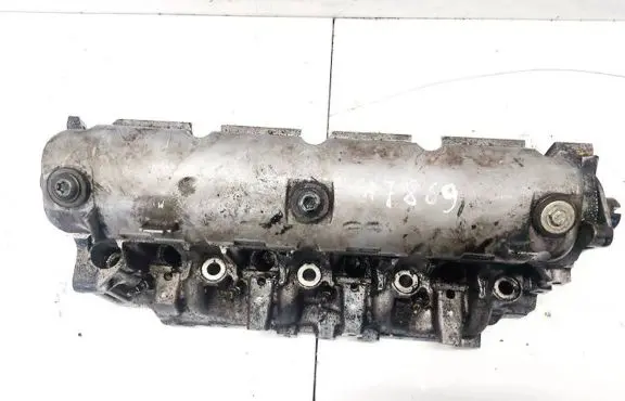 Nissan Primera Engine head 
