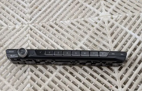 BMW 8 G15 Sound control switch 7949333 11419110