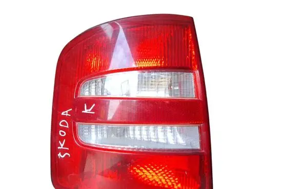 Skoda Fabia Mk1 (6Y) Rear/tail lights 6Y9945257 086651902