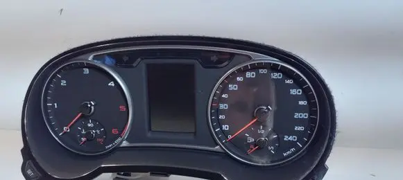 Audi A1 Speedometer (instrument cluster) 8X0920930A