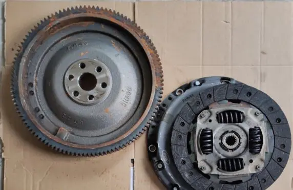 Ford Focus Clutch set kit H6BG7563AC M16F2185 M16F200659