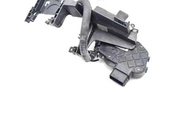 Renault Trafic III (X82) Front door lock 8X23-203A29-DF