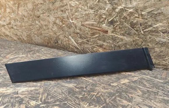 Honda Jazz Front door glass trim molding 72470TF00030