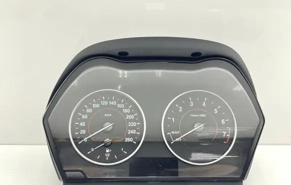 BMW 1 F20 F21 Speedometer (instrument cluster) 9232891 17649411 2624224