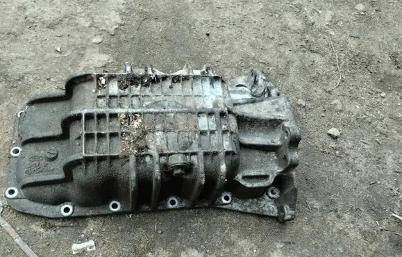Ford Focus C-MAX Oil sump 98MM-6675-EA