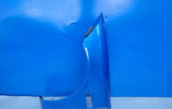 Hyundai Tiburon Fender