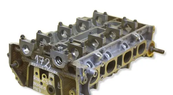 Ford Mondeo Mk III Engine head 1723S4G6090A 3S4G6090A