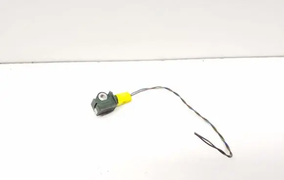 Mercedes-Benz C W204 Airbag deployment crash/impact sensor A1729056000