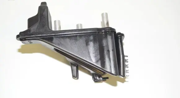 Vacuum air tank