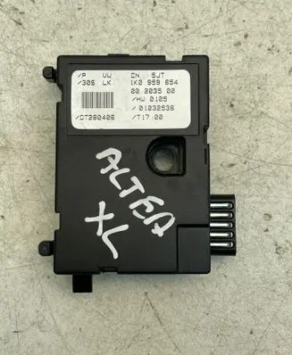 Seat Altea XL Steering angle sensor 1K0959654 00203500 01032536