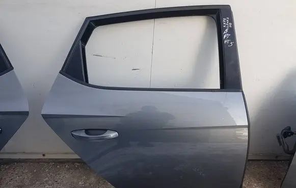 Seat Leon (5F) Rear door 