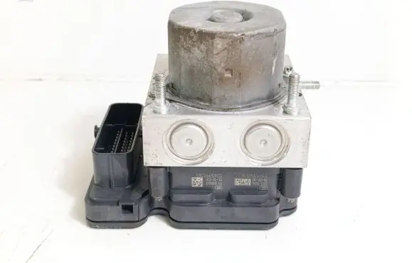 Nissan Qashqai ABS Pump 476604EA1D 0265261030