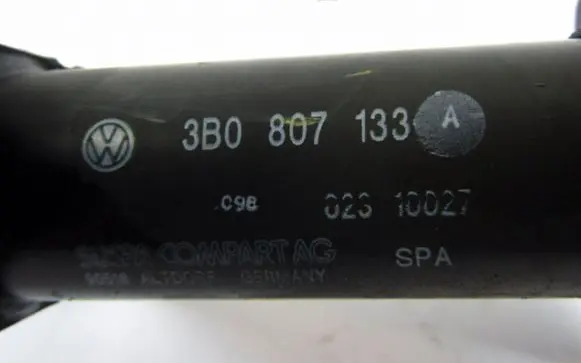 Volkswagen PASSAT B5 Other interior part 3B0807133