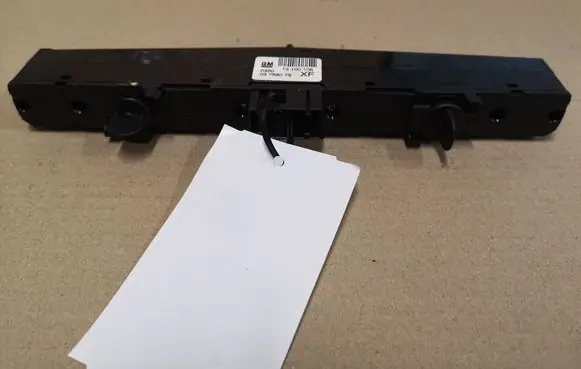 Opel Astra H A set of switches 13100105 03758075