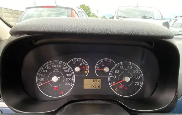 Fiat Grande Punto Speedometer (instrument cluster)