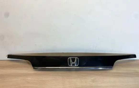 Honda CR-V Tailgate trim 74890T10E000