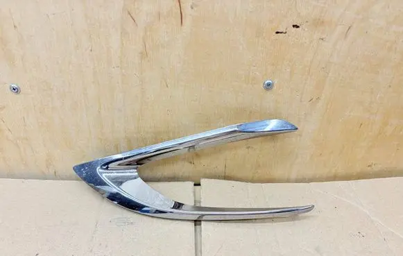 Peugeot 3008 II Front fog light trim/grill 9810876777