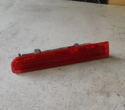 Volkswagen Transporter - Caravelle T5 Third/center stoplight 7H0945097B