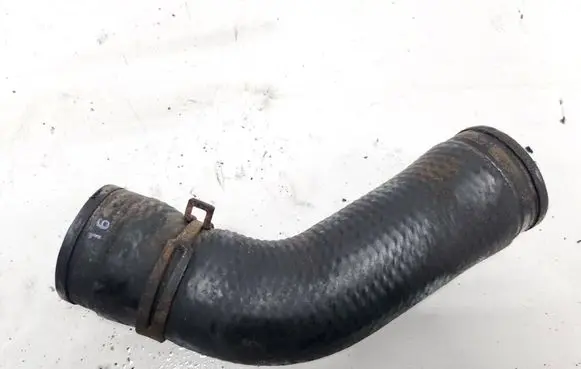 Volkswagen Polo IV 9N3 Intercooler hose/pipe