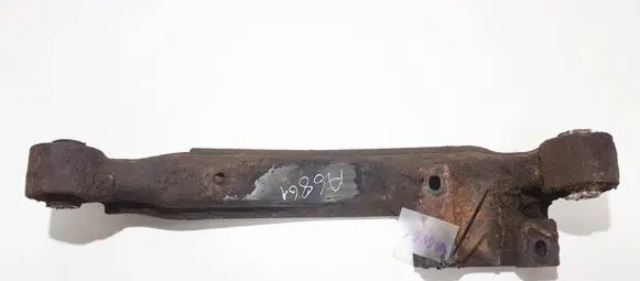 Nissan Terrano Engine mount bracket