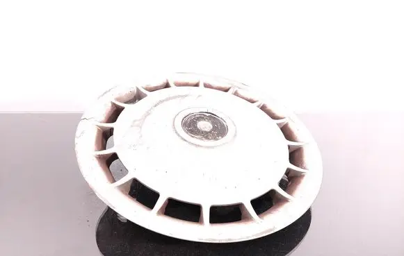 BMW 5 E34 R14 wheel hub/cap/trim 36131179170