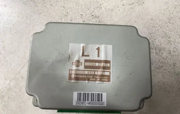 Nissan Pathfinder R51 Gearbox control unit/module 33084EB41C A58000X93 90999899