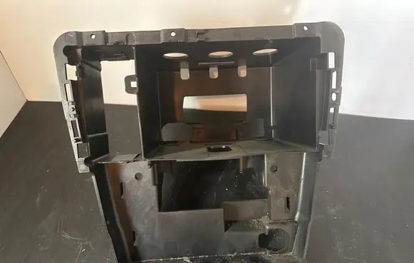 Volvo V70 Radio/GPS head unit trim 30722446