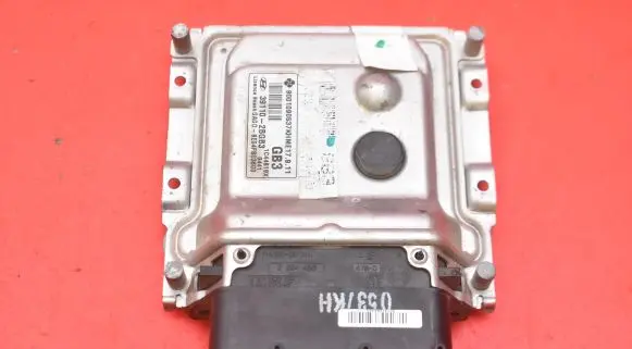 Hyundai i30 Engine control unit/module ECU 39110-2BGB3