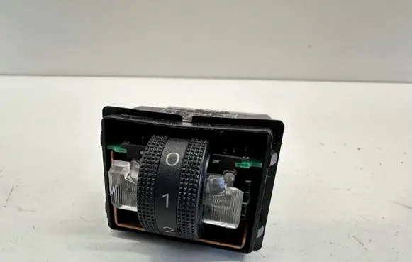 Audi A4 S4 B8 8K Seat heating switch 4E0963563A 8E0963563