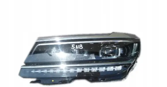 Volkswagen Tiguan Headlight/headlamp
