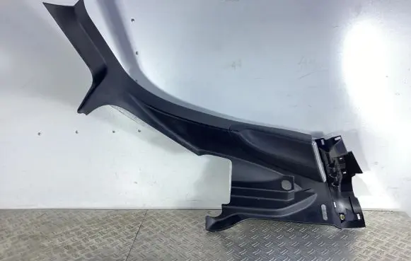 Tesla Model S (C) pillar trim 105449921C