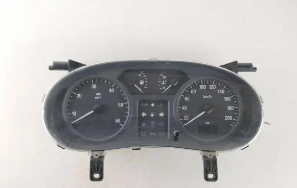 Opel Vivaro Speedometer (instrument cluster) 8200252450 P8200252450 67967003