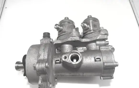 BMW M4 F82 F83 Vacuum pump 0261520255 7847204 13517847204