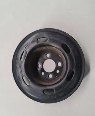 Skoda Octavia Mk2 (1Z) Crankshaft pulley 06A105255F