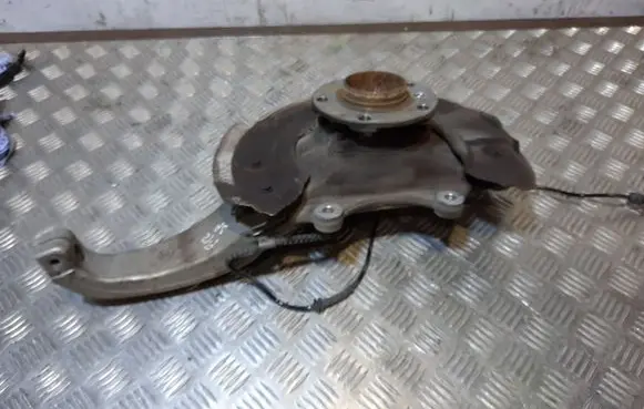 BMW 6 F12 F13 Front wheel hub