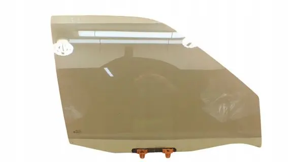 Nissan Terrano Front door window glass four-door