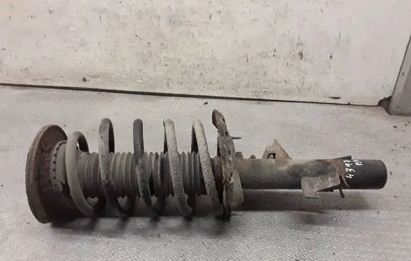 Volvo XC70 Front shock absorber with coil spring 