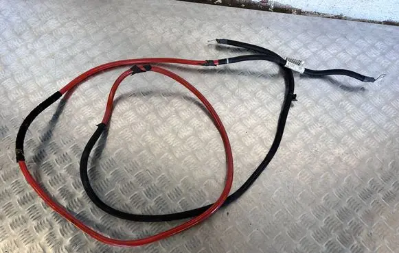 Maserati Ghibli Positive cable (battery) 670037066