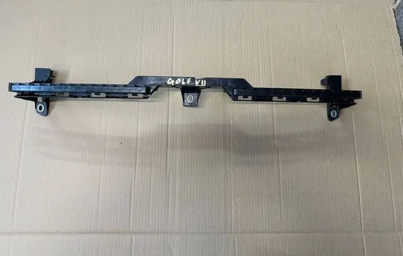 Volkswagen Golf VII Top upper radiator support slam panel 5G0805705R
