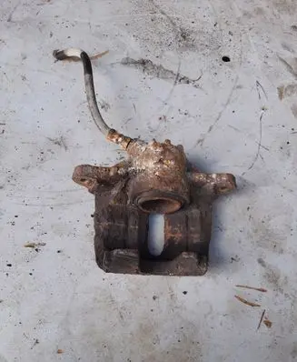 Peugeot 206 Front brake caliper