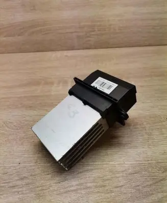 Renault Megane II Heater blower motor/fan resistor F657165W