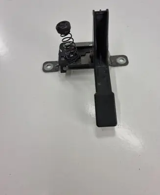 Renault Scenic III - Grand scenic III Engine bonnet/hood lock/latch loop/hook 656030002R
